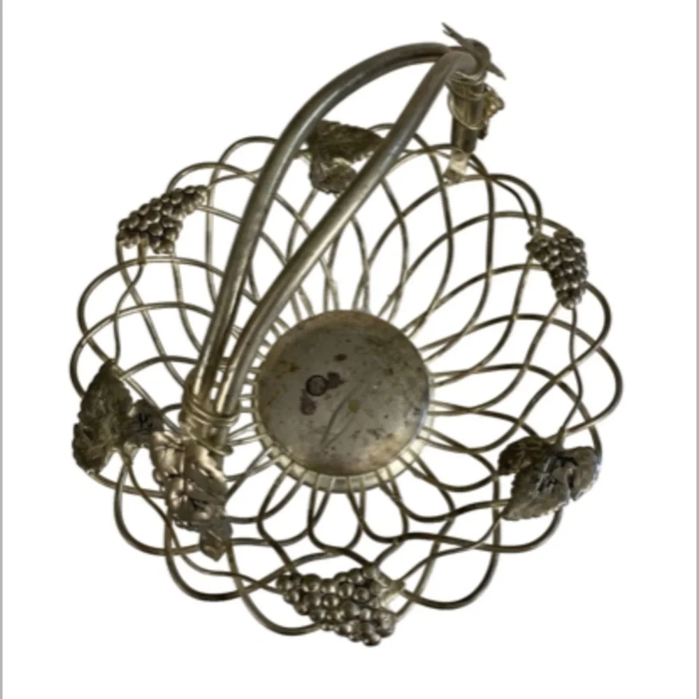 Vintage Godinger Silver Art Grape Leaf Basket Silverplate Fruit Centerpiece‎